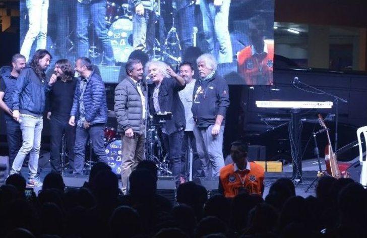 Yeni Türkü Sempozyum Ateşi İle Buluştu G1