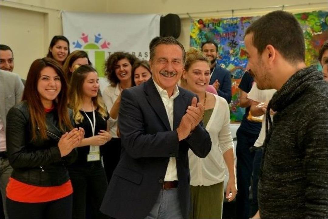 S&ouml;z Konusu Tepebaşı İse Gen&ccedil;ler Bu Sıraya Girer