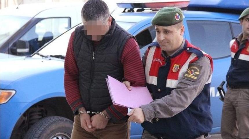 Silahlı Kavgaya 3 G&ouml;zaltı