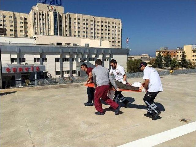 Hızarla Ayağını Kesti, Ambulans Helikopterle Hastaneye Kaldırıldı