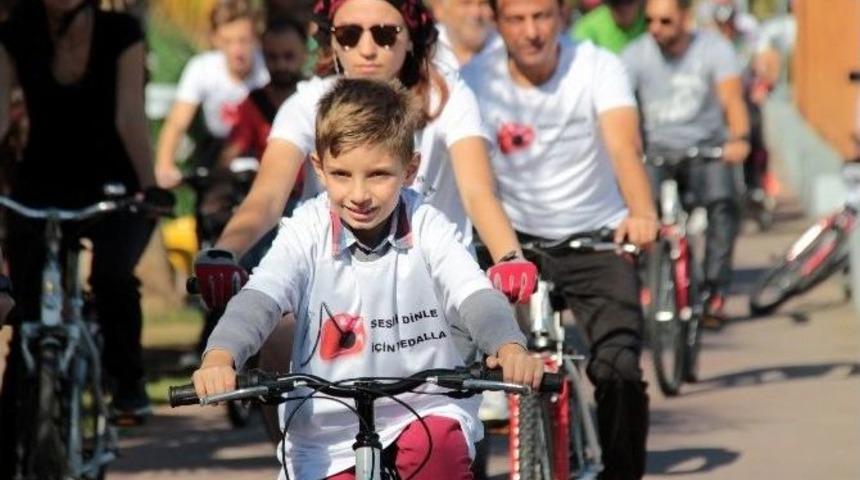 Sağlık İ&ccedil;in 30 Kilometre Pedal &Ccedil;evirdiler