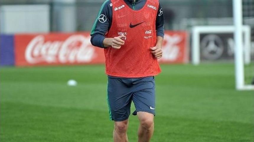 Caner Erkin Yeniden Milli Takımda