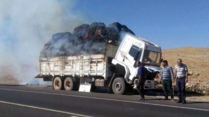 Kamyondaki Pamuk Balyaları K&uuml;l Oldu