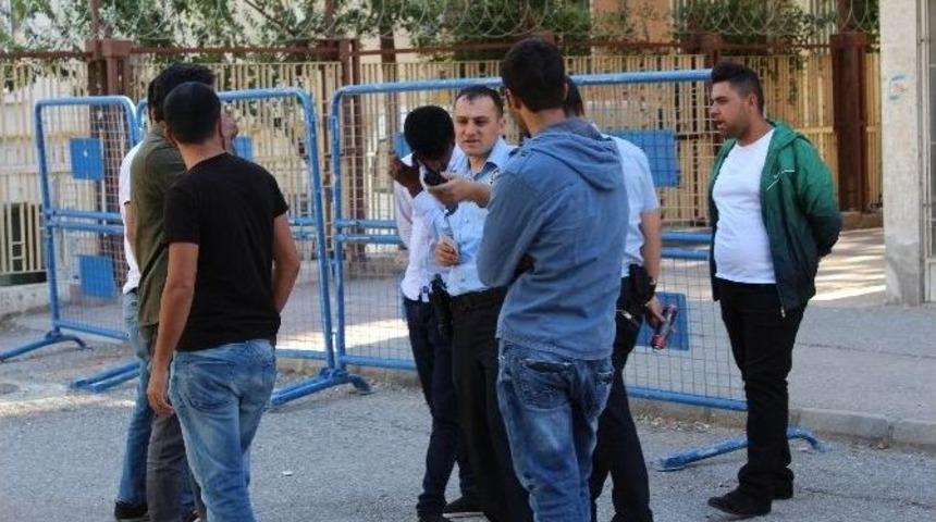 Siyasi Zannettiler Aşk S&ouml;zleri &Ccedil;ıktı