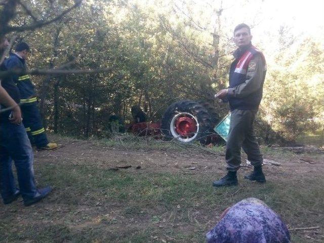 Kastamonu&rsquo;da Trakt&ouml;r Devrildi: 4 &Ouml;l&uuml;, 2 Yaralı 2