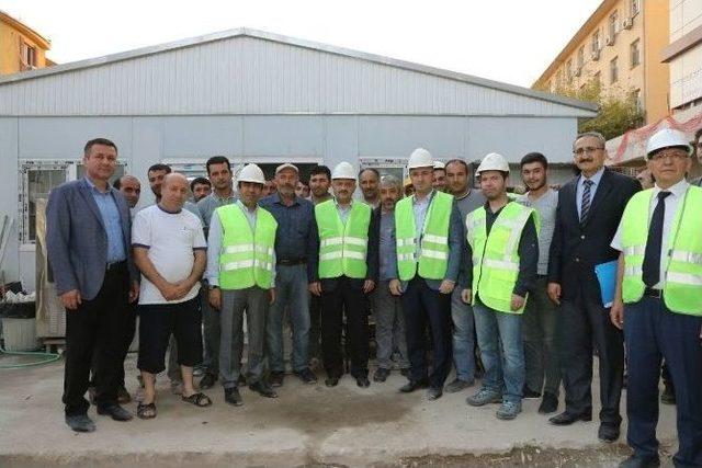 Bakan Işık, Kocaeli Devlet Hastanesi Hizmet Binasını İnceledi