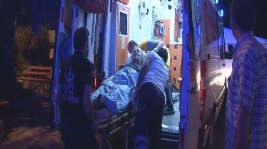 Minib&uuml;sten İnen Akrabasını Bı&ccedil;akladı