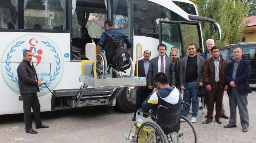 Vanlı Engelliler, Engelsiz Otob&uuml;sle Rahata Kavuştu