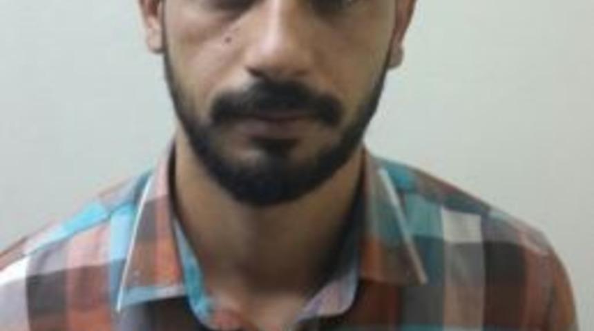 Hırsızlıktan 40 Yıl Hapis Cezası Alan Şahıs Lokantada Yemek Yerken Yakalandı