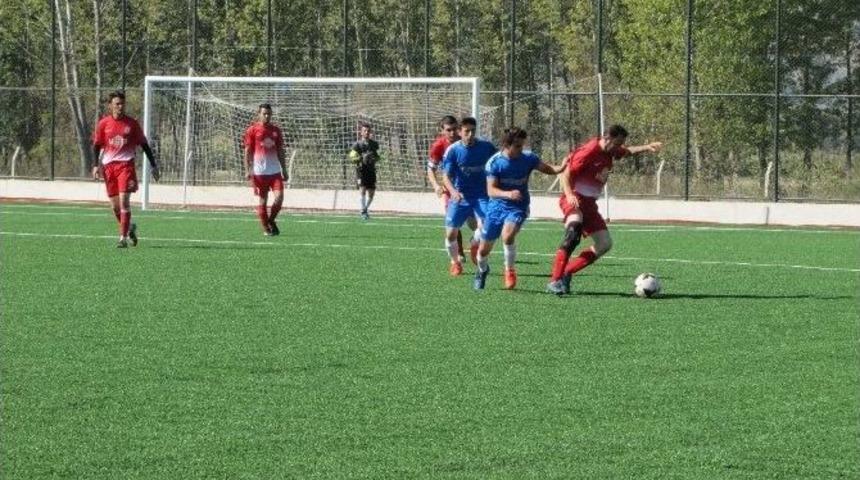 Hisarcık Belediyespor, Emet Borspor Ma&ccedil;ında Gol D&uuml;ellosu; 3-3