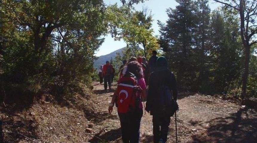 Doğaseverlerden Kağnı Yolunda Doğa Y&uuml;r&uuml;y&uuml;ş&uuml; Etkinliği