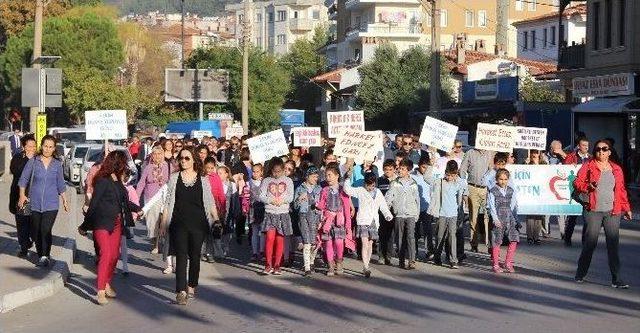 Sağlıklı Yaşam İçin ‘her Gün 10 Bin Adım’ Yürüyüşü