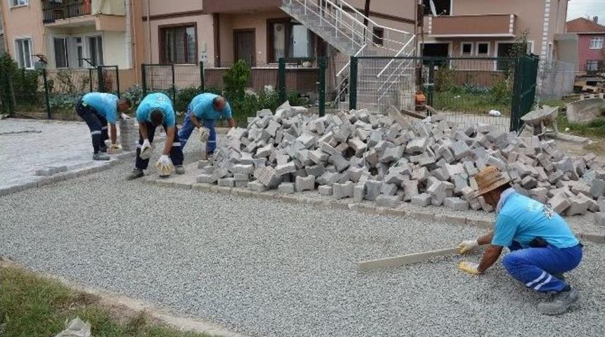 Kartepe&rsquo;de Parke Yol &Ccedil;alışmaları S&uuml;r&uuml;yor