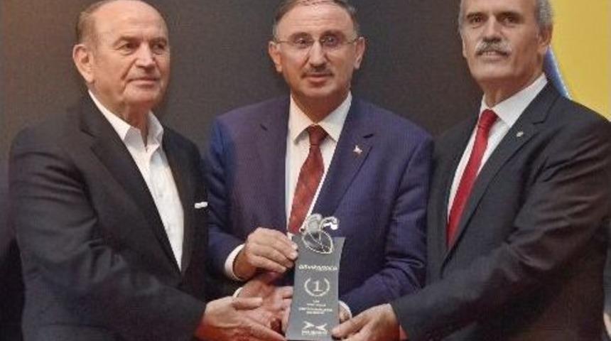 Mustafakemalpaşa Belediyesi&rsquo;ne &Ouml;d&uuml;l