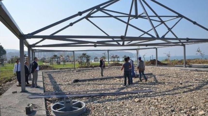 Amfi Tiyatro İnşaatı &Ccedil;evre D&uuml;zenleme &Ccedil;alışmaları S&uuml;r&uuml;yor