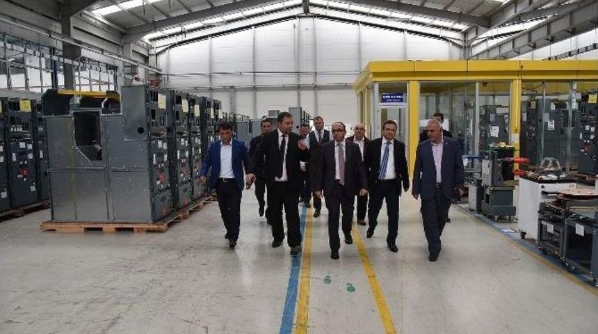 Başkan Üzülmez, Öz Uzuntarla Kooperatifi Ve Elimsan’ı Ziyaret Etti