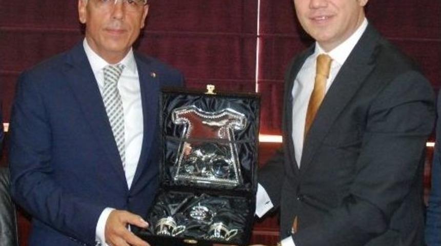 Hopa Ticaret Ve Sanayi Odası Y&ouml;netimi Gto&rsquo;yu Ziyaret Etti