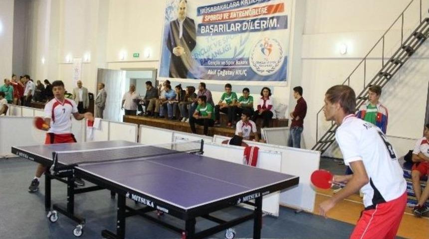 Masa Tenisi Gurup Se&ccedil;meleri Yapıldı