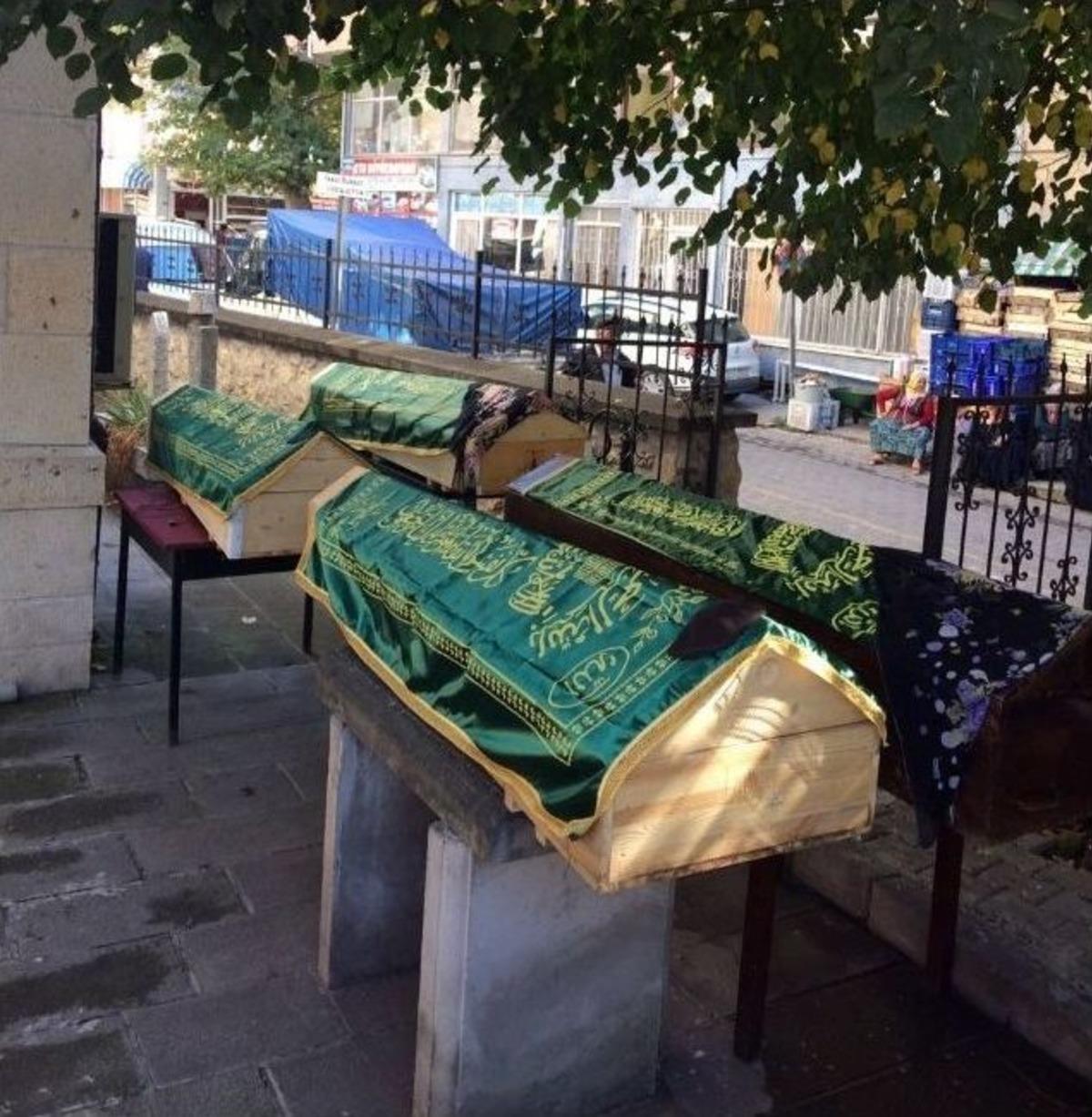 &Ccedil;ocuğunu G&ouml;remeden Trakt&ouml;r Kazasında Hayatını Kaybetti