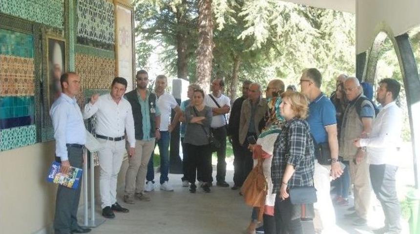 Şeyh Edebali T&uuml;rbesi Ve Tarih Şeridi Konuklarını Ağırlamaya Devam Ediyor