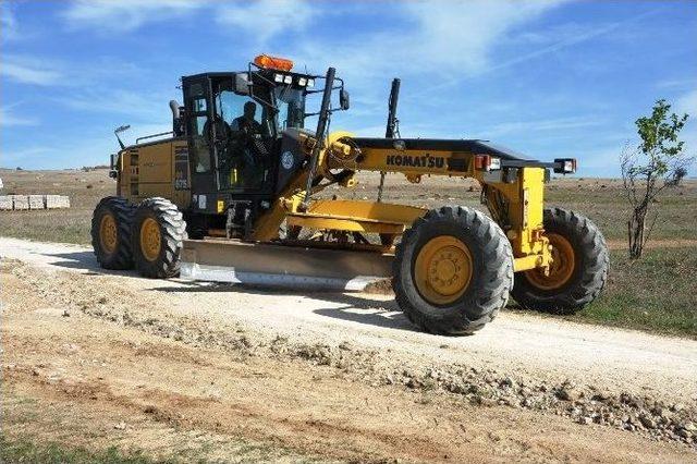 Boz&uuml;y&uuml;k Belediyesi&rsquo;nden K&ouml;ylere Hizmet 2