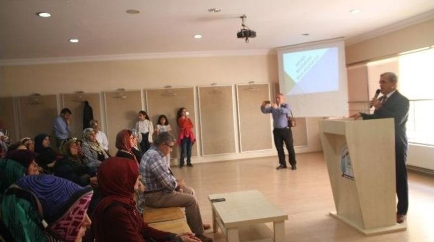 Bilgi Ve K&uuml;lt&uuml;r Evi Yeni Eğitim Sezonu A&ccedil;ılış Toplantısı Yapıldı