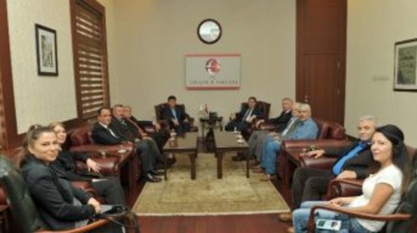 Vali &Ccedil;elik: &ldquo;t&uuml;rk İnsanı, Kardeşlik Duygularını En &Uuml;st D&uuml;zeyde Yaşayan Bir Millettir&rdquo;