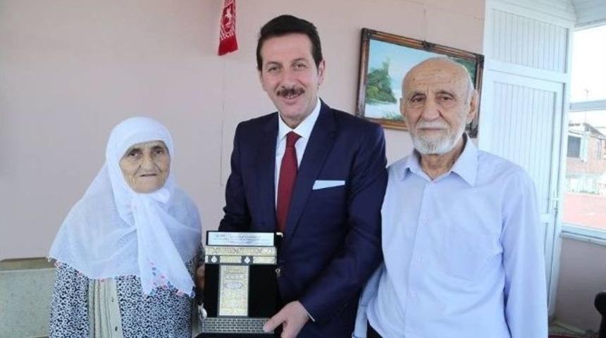 Hacılardan Başkan Tok&rsquo;a Camii Ve K&uuml;lliye İ&ccedil;in Teşekk&uuml;r