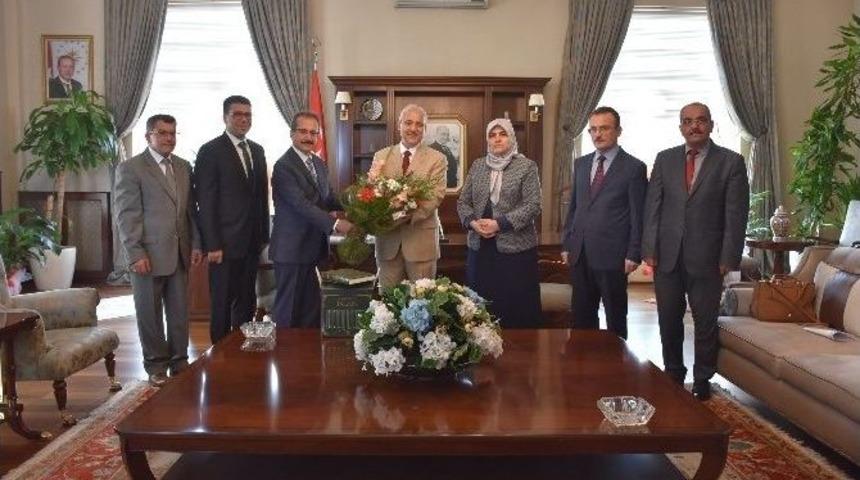 Manisa&rsquo;da Camiler Ve Din G&ouml;revlileri Haftası Başladı