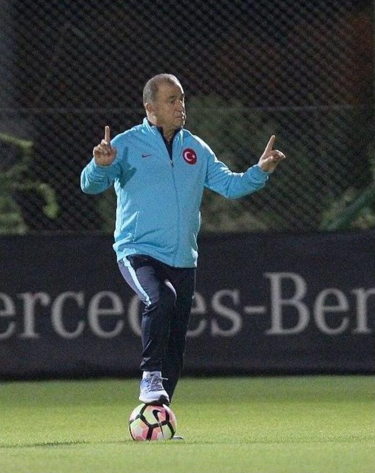 A Milli Takım, Ukrayna Ma&ccedil;ı Hazırlıklarına Başladı