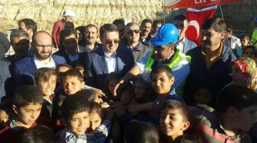 Ağrı&rsquo;da Temel Atma T&ouml;reni