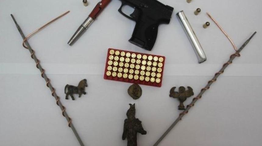 Jandarmanın Durduğu Ara&ccedil;tan Bunlar &Ccedil;ıktı