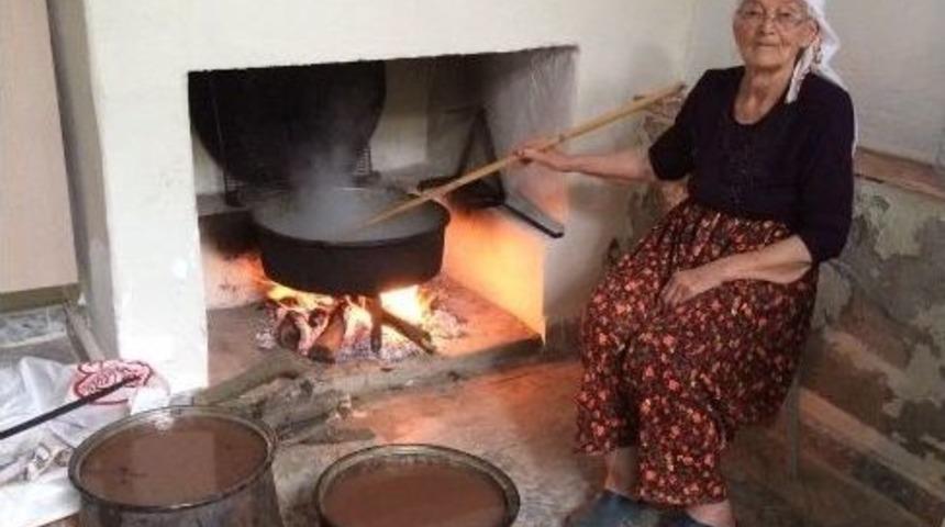 Asırlık Hatice Nine&rsquo;den Sağlıklı Yaşam T&uuml;yoları