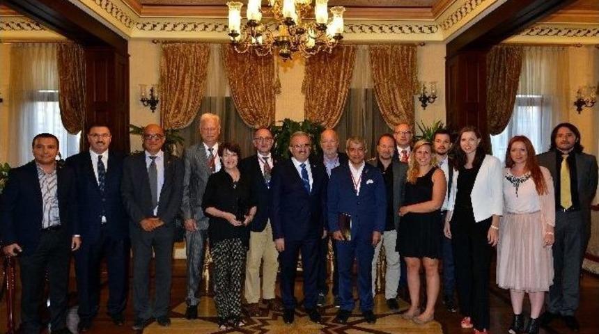 Alman Gazeteciler, Vali Karaloğlu&rsquo;nu Ziyaret Etti