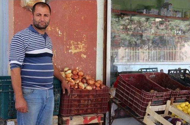 Savaşın G&ouml;lgesinde Yaşayanlar 1