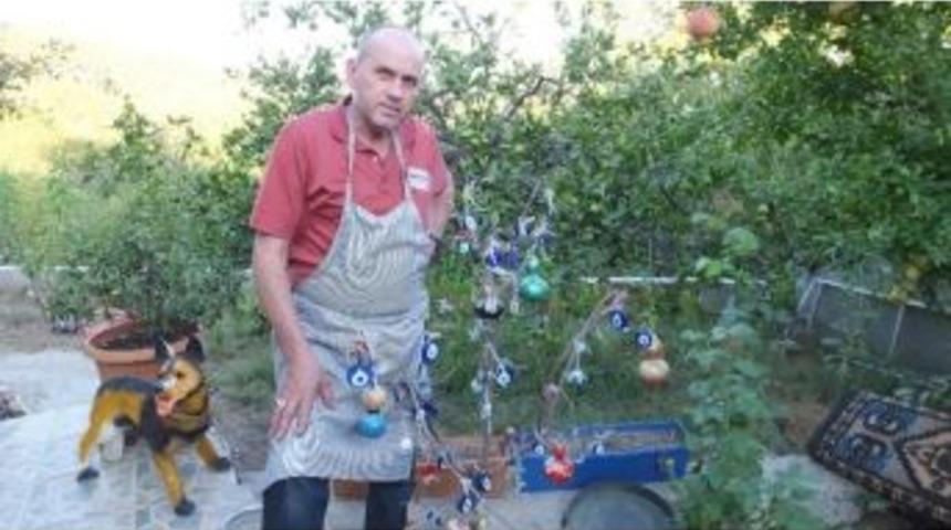 Edremitli G&ouml;zlemecinin Dilek Ağacı İlgi Odağı Oldu