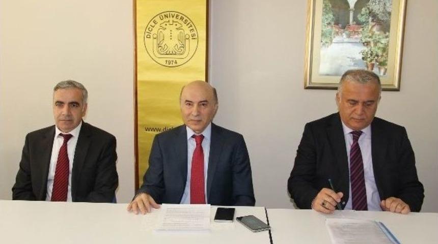 Dicle &Uuml;niversitesi, Fet&ouml;&rsquo;n&uuml;n Eğitim &Uuml;ss&uuml; Olarak Kullanılmış