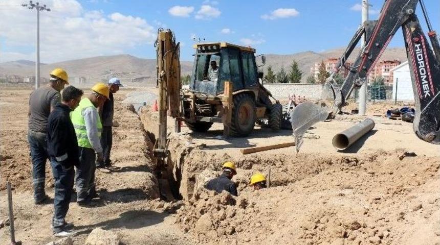 Merkezdeki 7 Mahallede Su Şebeke &Ccedil;alışması Tamamlandı