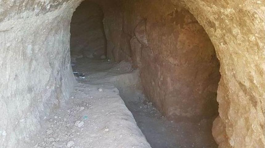 Muş&rsquo;ta İzinsiz Kazı