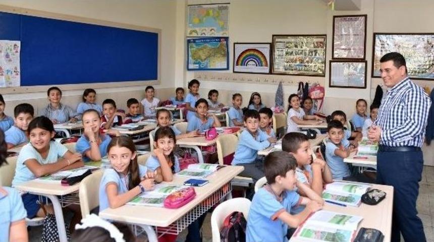 Başkan T&uuml;t&uuml;nc&uuml;, Okul Ziyaretlerine Devam Ediyor