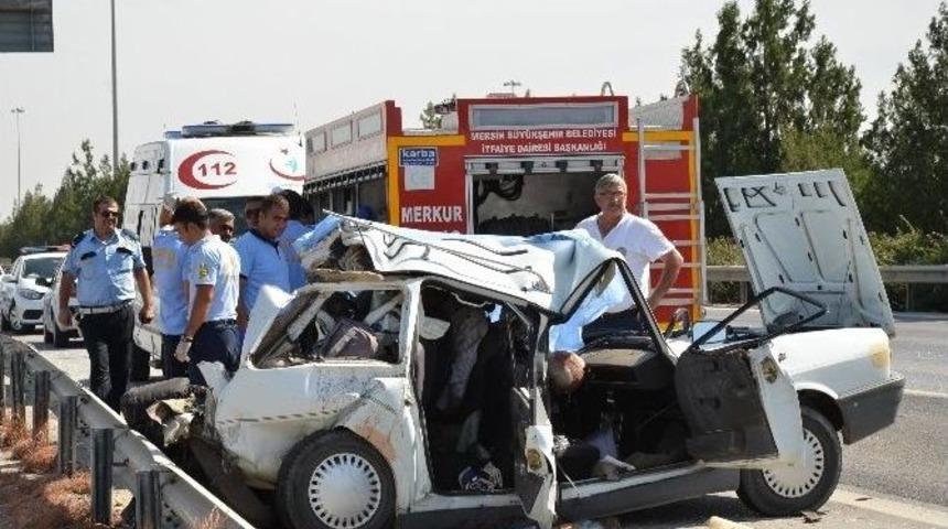 D&uuml;ğ&uuml;n D&ouml;n&uuml;ş&uuml; Kaza: 2 &Ouml;l&uuml;, 3 Yaralı