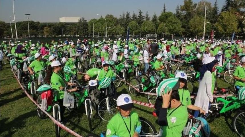 B&uuml;y&uuml;kşehir&rsquo;den Başarılı &Ouml;ğrencilere Bisiklet