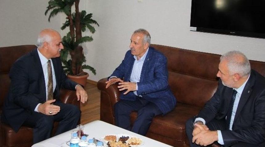 Şahin İl M&uuml;ft&uuml;s&uuml; &Uuml;mit &Ccedil;imen&rsquo;i Ziyaret Etti