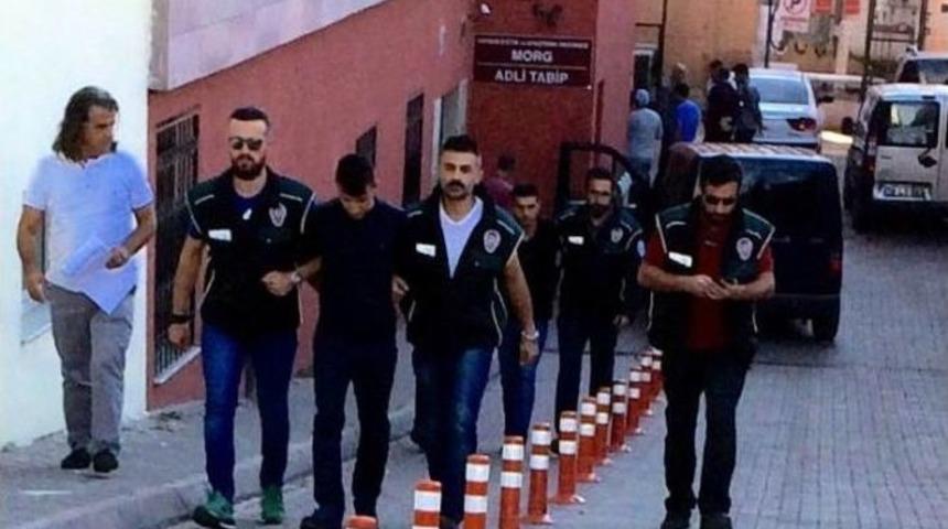 Uyuşturucu Tacirleri Adliyeye &Ccedil;ıkarıldı