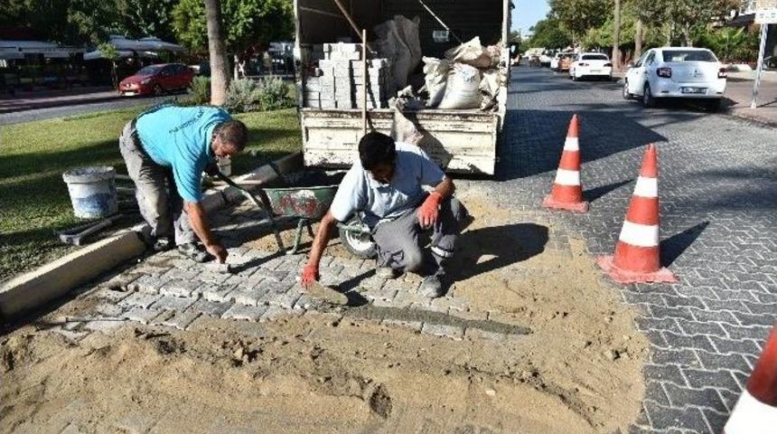 Alanya Atat&uuml;rk Caddesi Triatlon İ&ccedil;in Hazırlanıyor