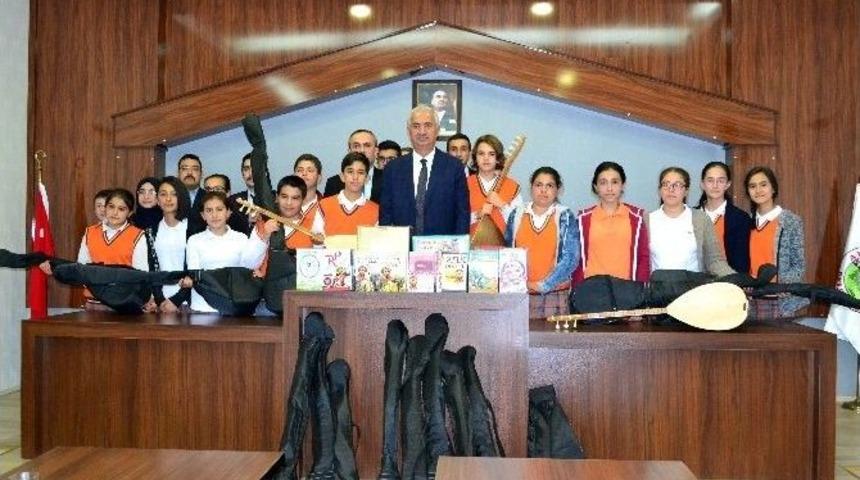 Akdağmadeni Belediyesinden Eğitime Destek