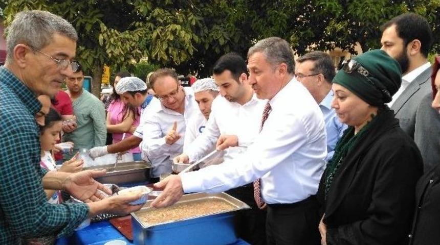 Ak Partili &Ouml;zdağ&rsquo;dan 5 Bin Kişilik Aşure Hayrı