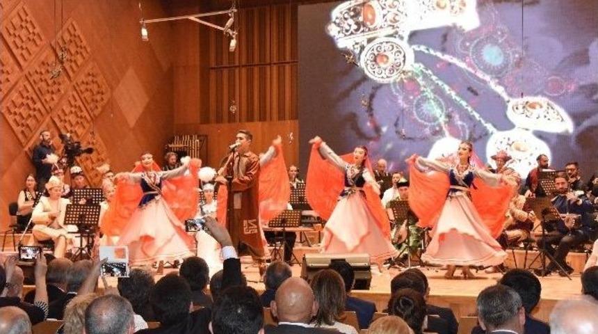 &Ccedil;eyrek Asırlık Bağımsızlık, Ankara&rsquo;da Coşkuyla Kutlandı