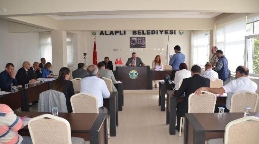 Başkan Tekin, Kaymakam Altuğ &Ccedil;ağlar&rsquo;a Teşekk&uuml;r Etti