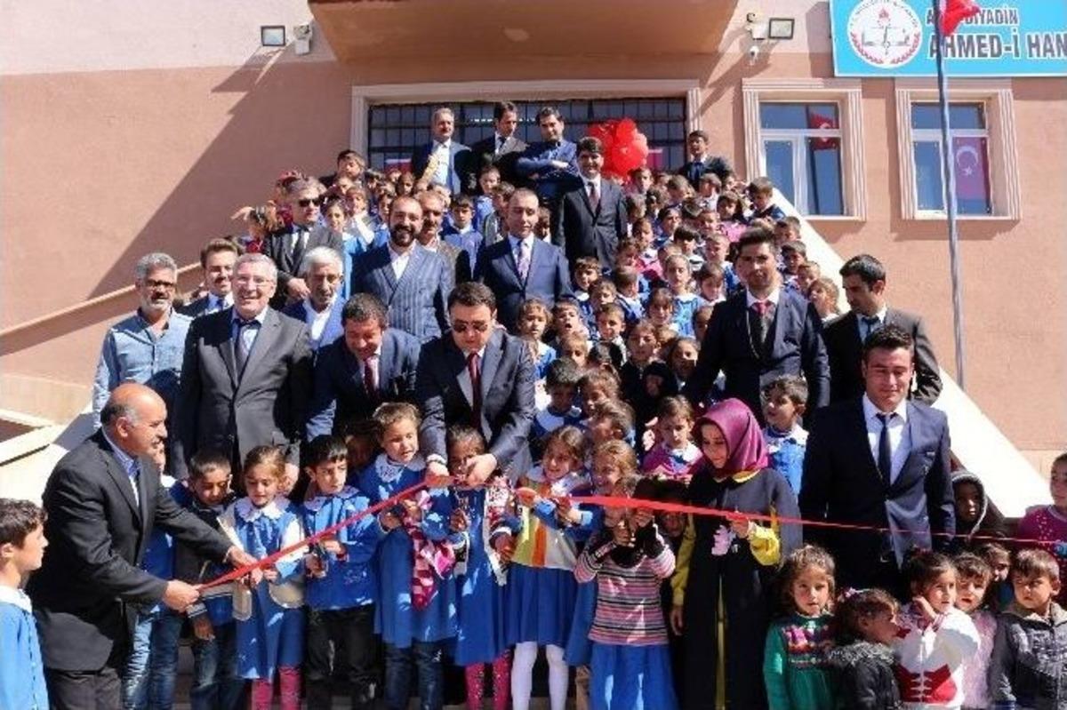 Vali Işın, Diyadin&rsquo;de Okul A&ccedil;ılışına Katıldı